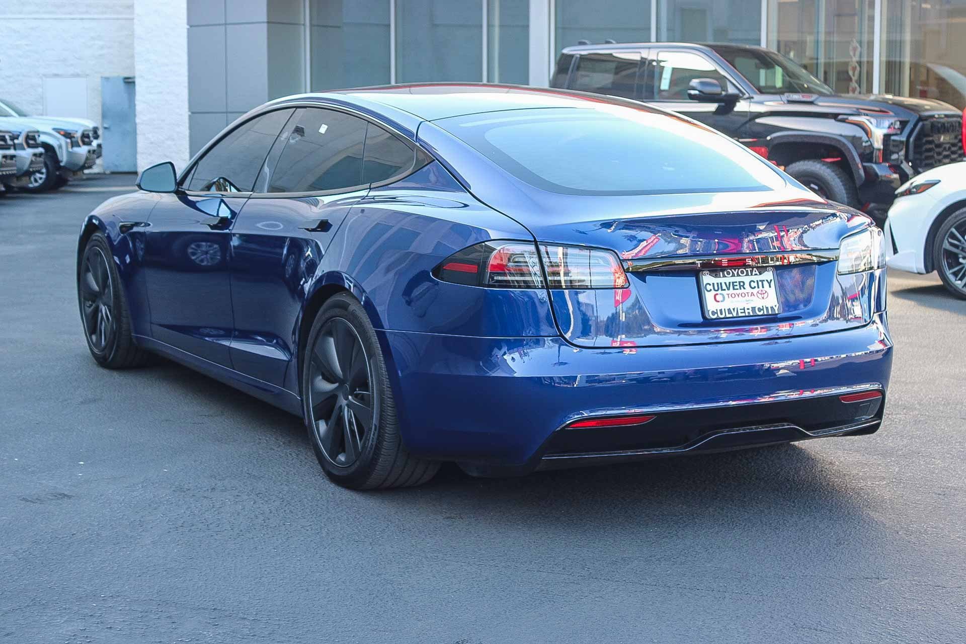 Used 2023 Tesla Model S Standard Range AWD/4WD image 7