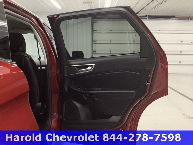 Used 2024 Ford Edge SEL image 8