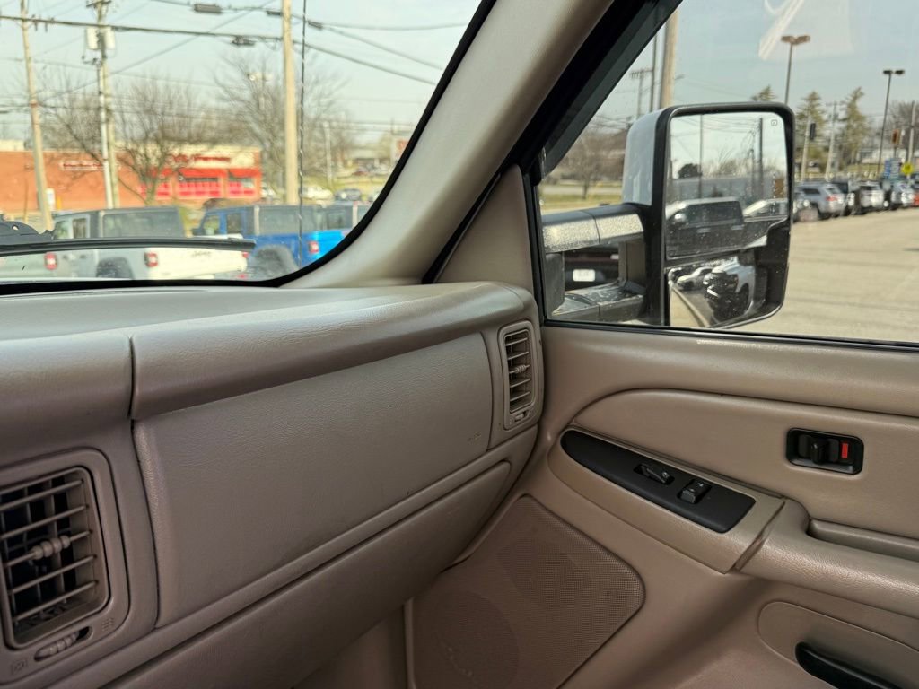 Used 2004 Chevrolet Silverado 2500 LS w/ Skid Plate Package image 19