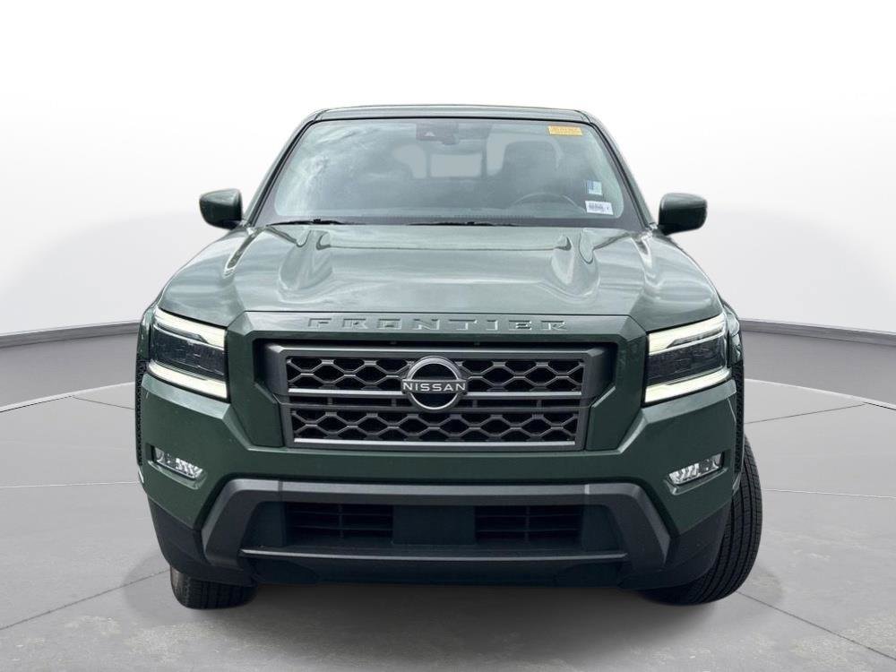 Used 2024 Nissan Frontier SL w/ Technology Package RWD image 3