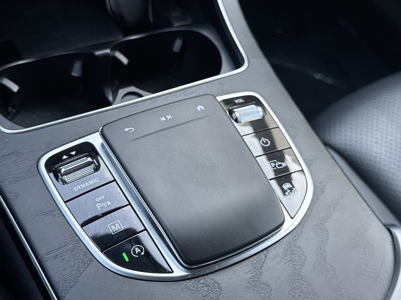 Used 2022 Mercedes-Benz GLC 300 image 22