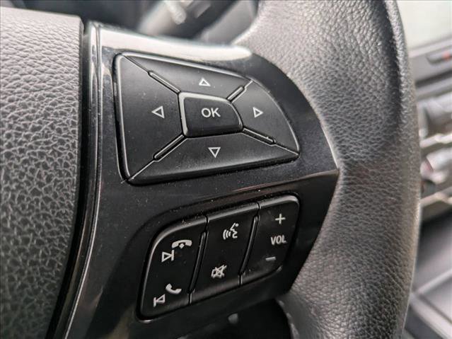 Used 2017 Ford Explorer XLT w/ Equipment Group 202A AWD/4WD image 11