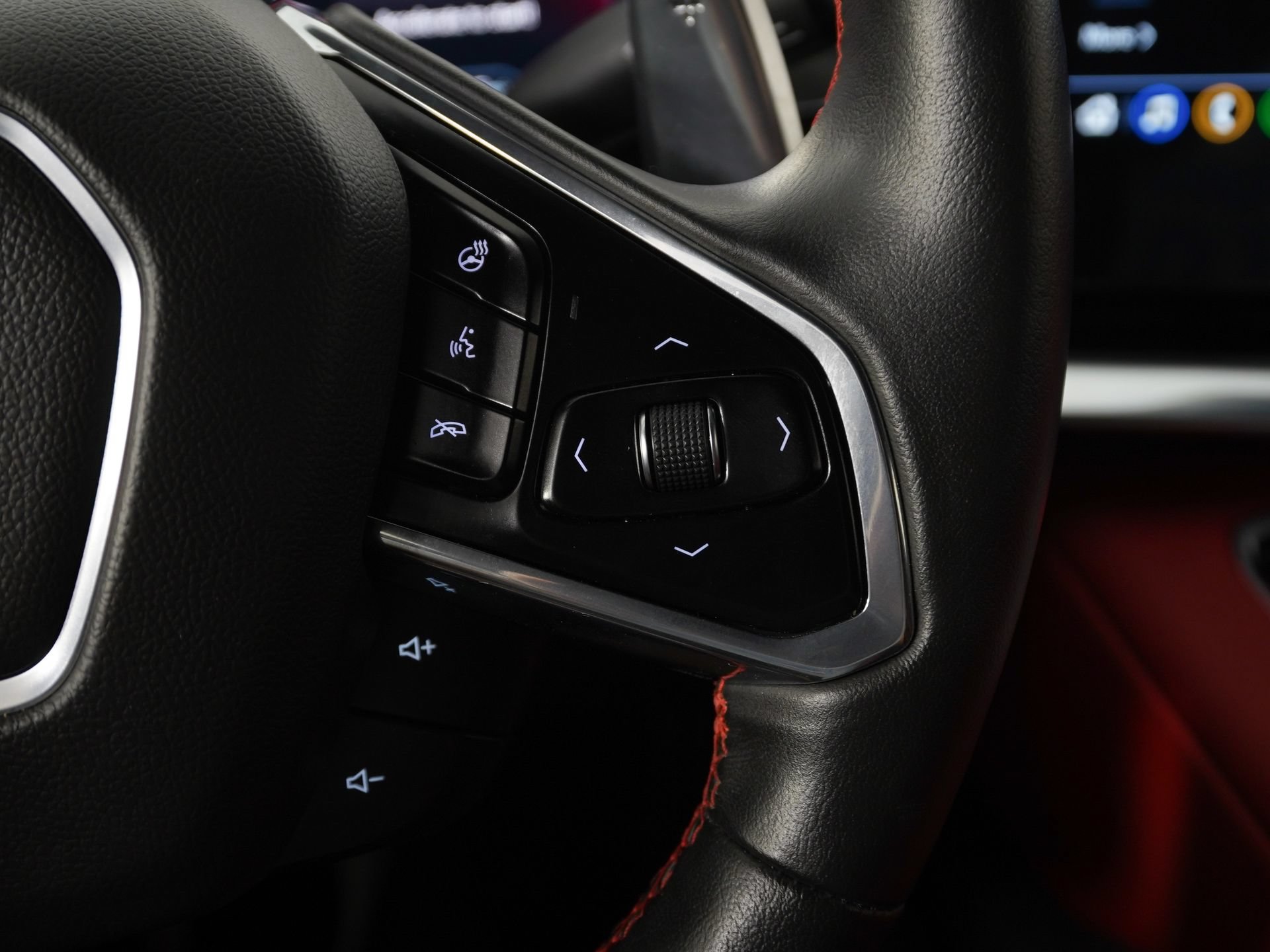 Used 2020 Chevrolet Corvette Stingray Preferred Cpe w/ 2LT Preferred Equipment Group RWD image 20