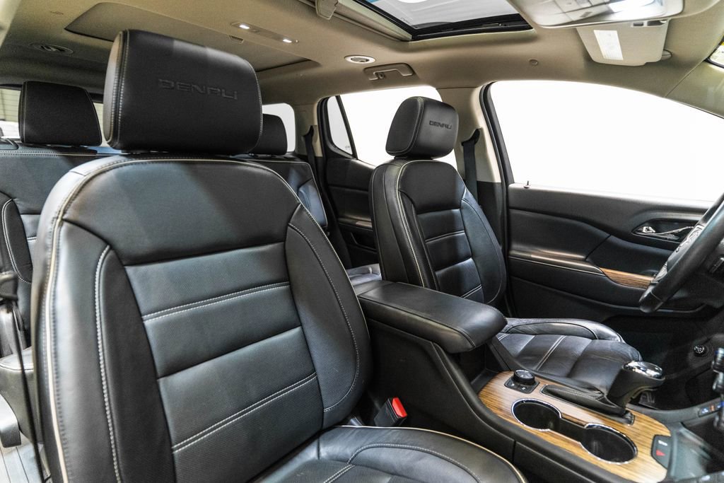 Used 2017 GMC Acadia Denali w/ Technology Package image 15
