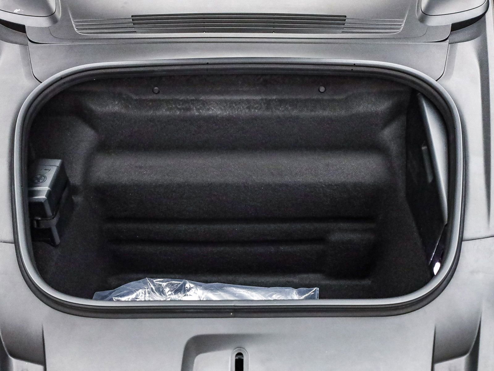 Used 2025 Porsche 911 Carrera image 31