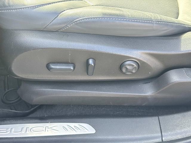 Used 2019 Buick Envision Essence image 27