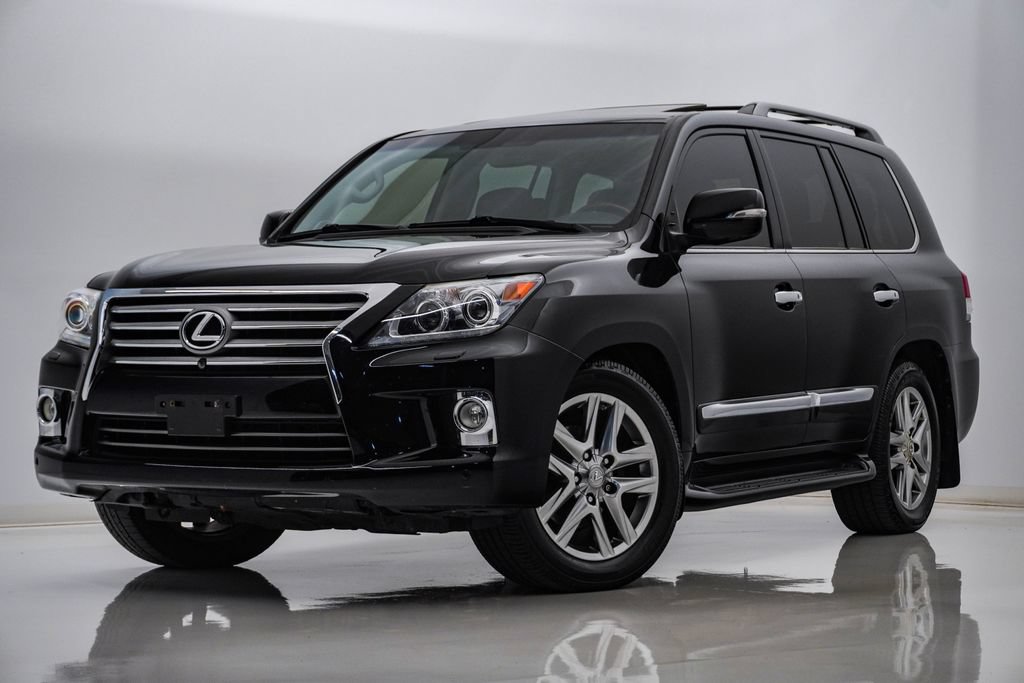 Used 2013 Lexus LX 570 4WD w/ Luxury Pkg