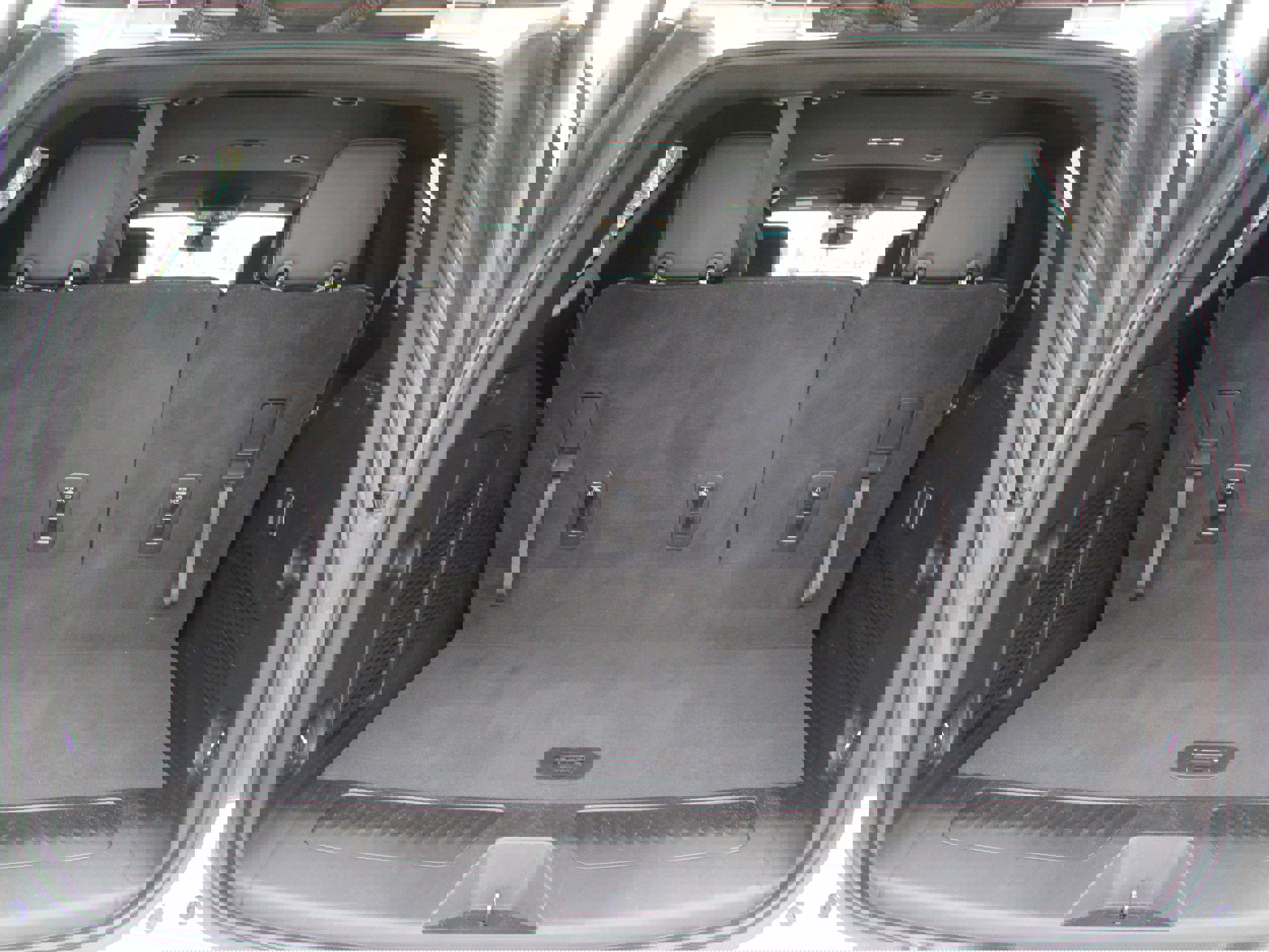 Used 2021 GMC Yukon SLT image 38