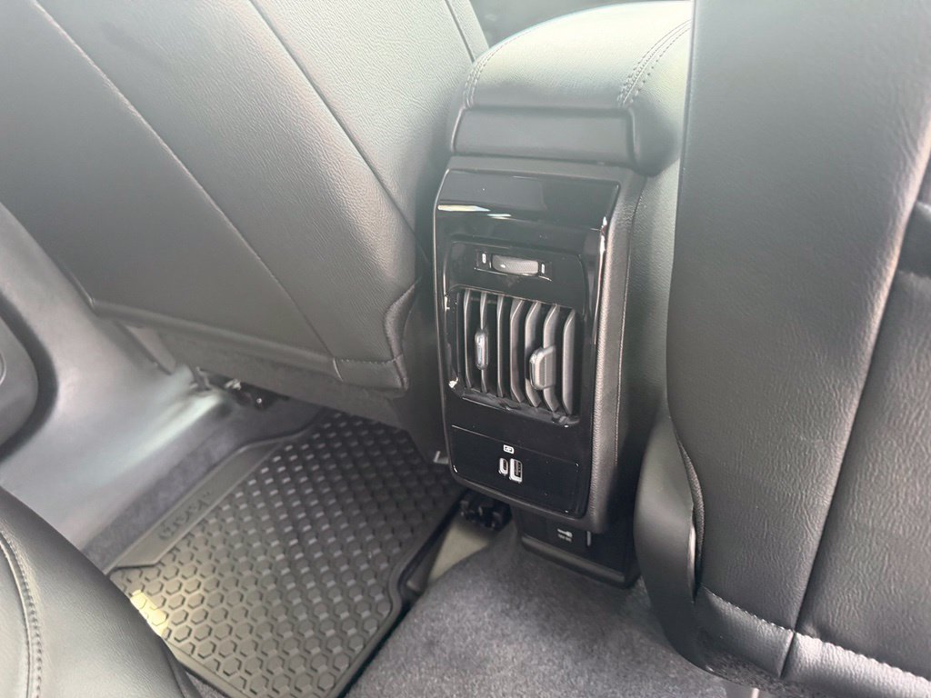 New 2026 Jeep Compass Latitude AWD/4WD image 37