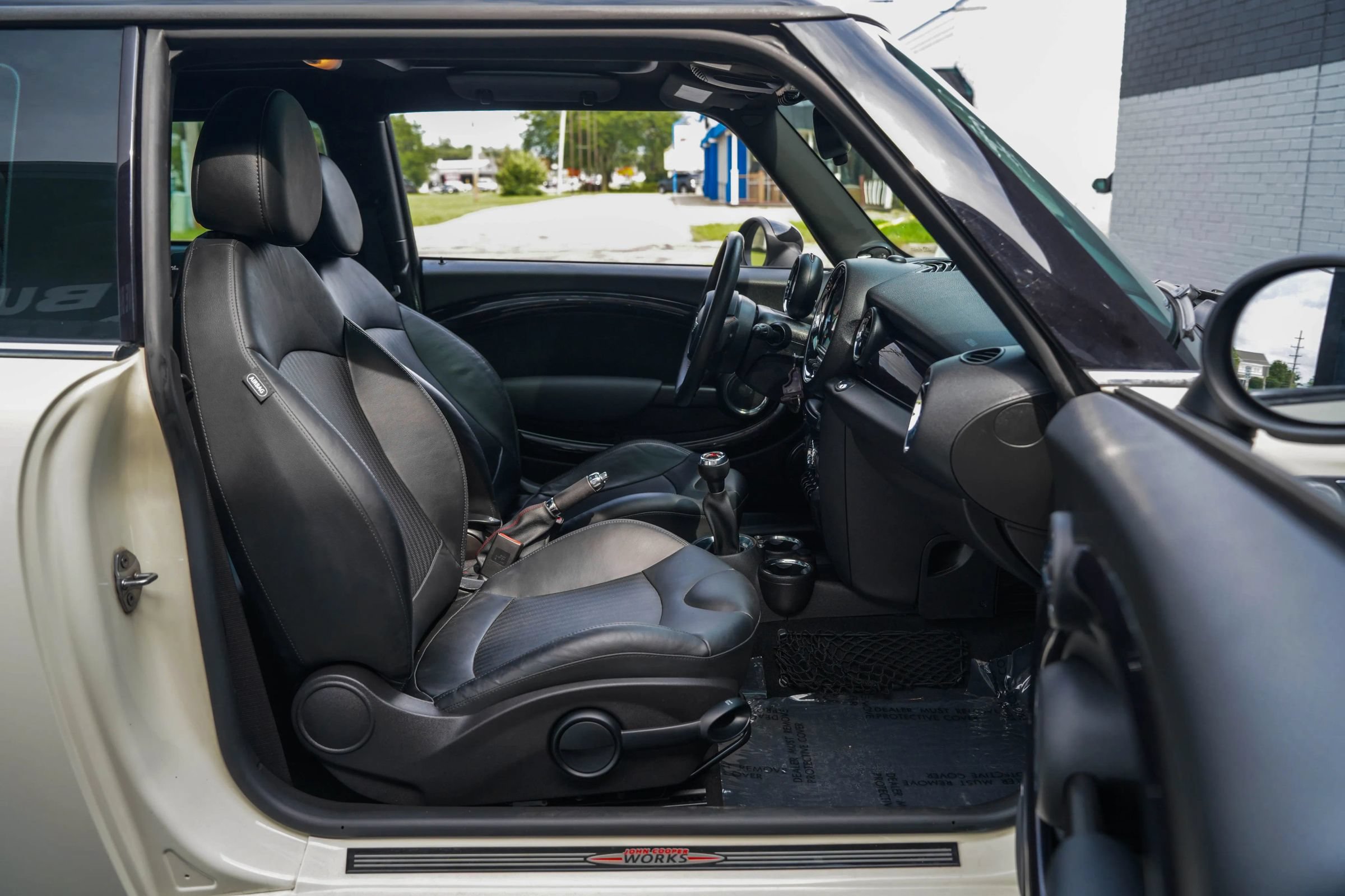 Used 2011 MINI Cooper John Cooper Works FWD image 21