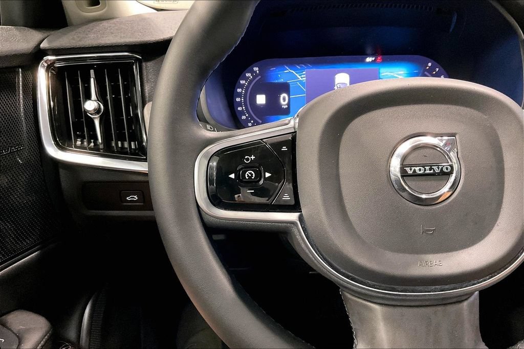 Certified 2023 Volvo S90 B6 Plus w/ Protection Package Premier AWD/4WD image 11
