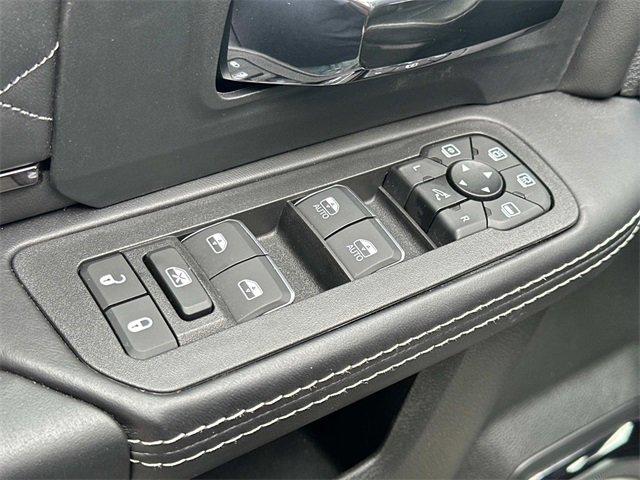 New 2025 RAM 2500 Limited image 17