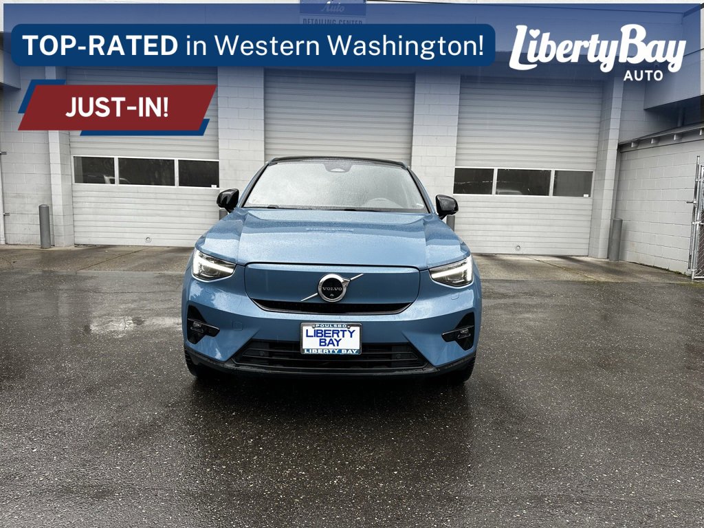 Used 2023 Volvo C40 P8 Recharge Ultimate w/ Protection Package Premier image 5