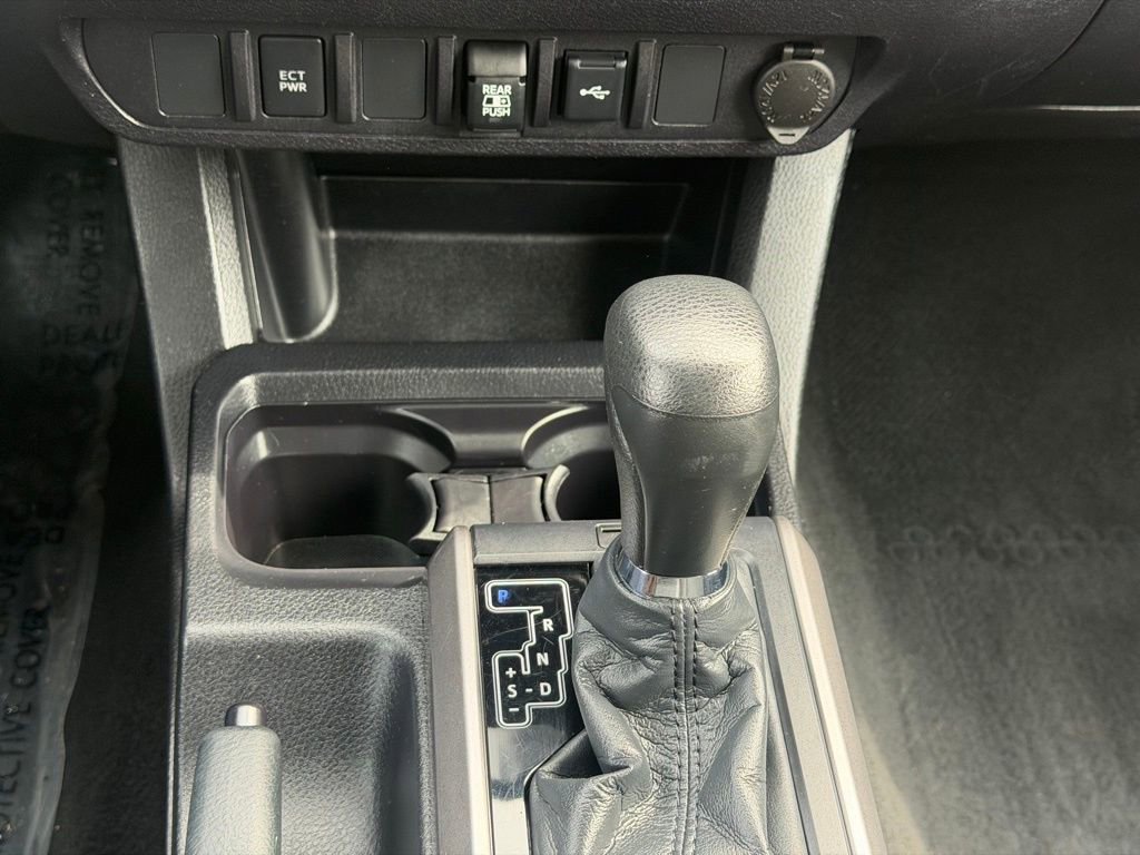 Certified 2021 Toyota Tacoma SR5 image 28