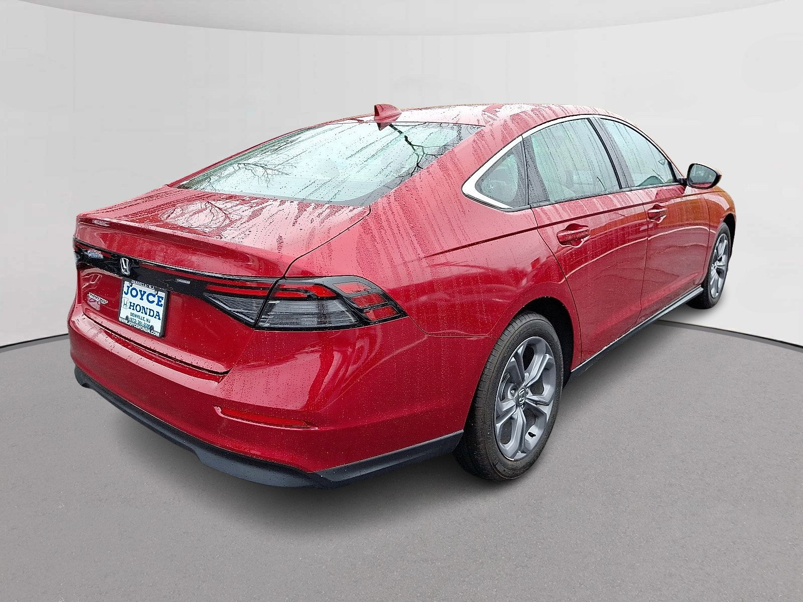 Used 2024 Honda Accord EX image 10