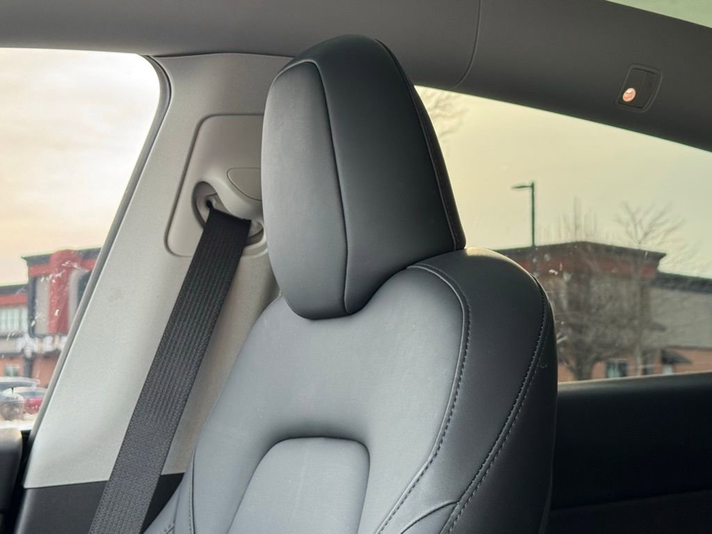 Used 2023 Tesla Model Y Long Range image 23