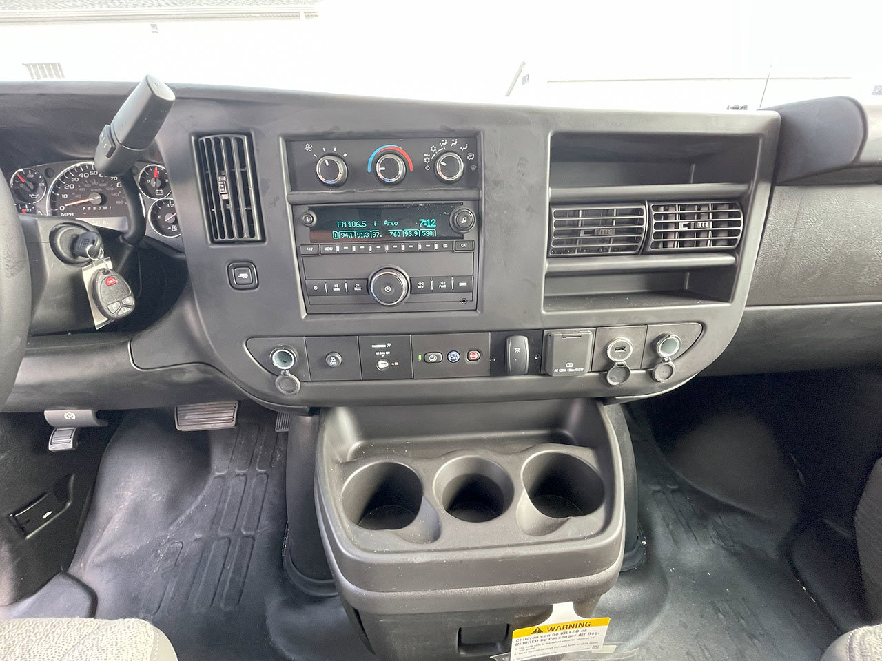 Used 2022 Chevrolet Express 3500 w/ Power Convenience Package image 31
