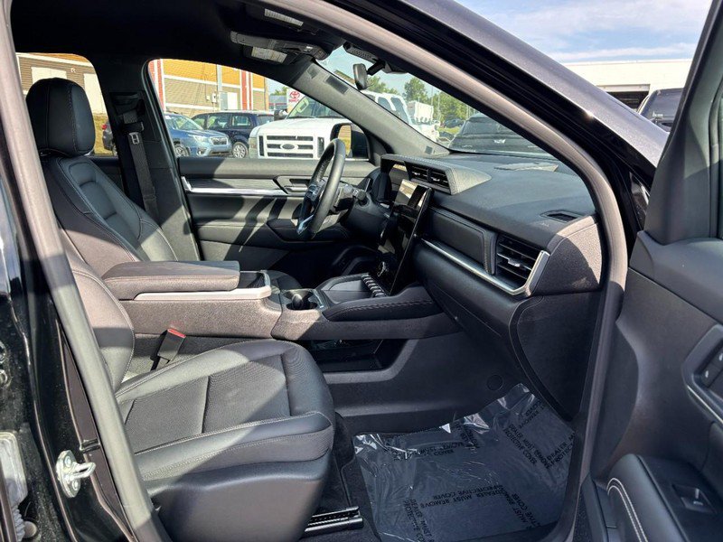 Used 2026 GMC Terrain Elevation w/ Elevation Premium Package FWD image 12
