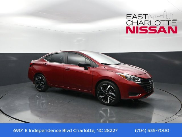 Certified 2025 Nissan Versa SR w/ Trunk Package FWD image 1