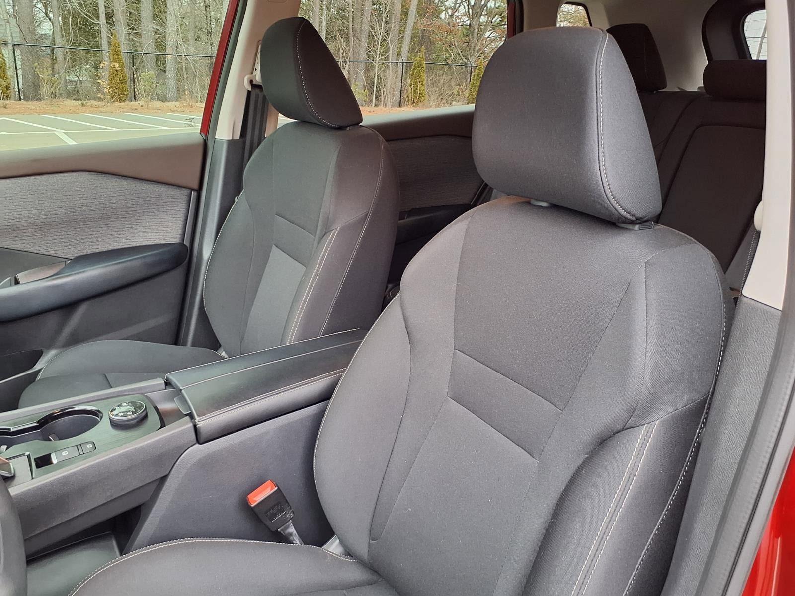 Used 2023 Nissan Rogue S image 12