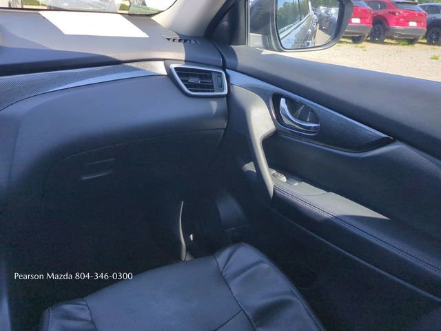 Used 2016 Nissan Rogue SL w/ SL Premium Package AWD/4WD image 19
