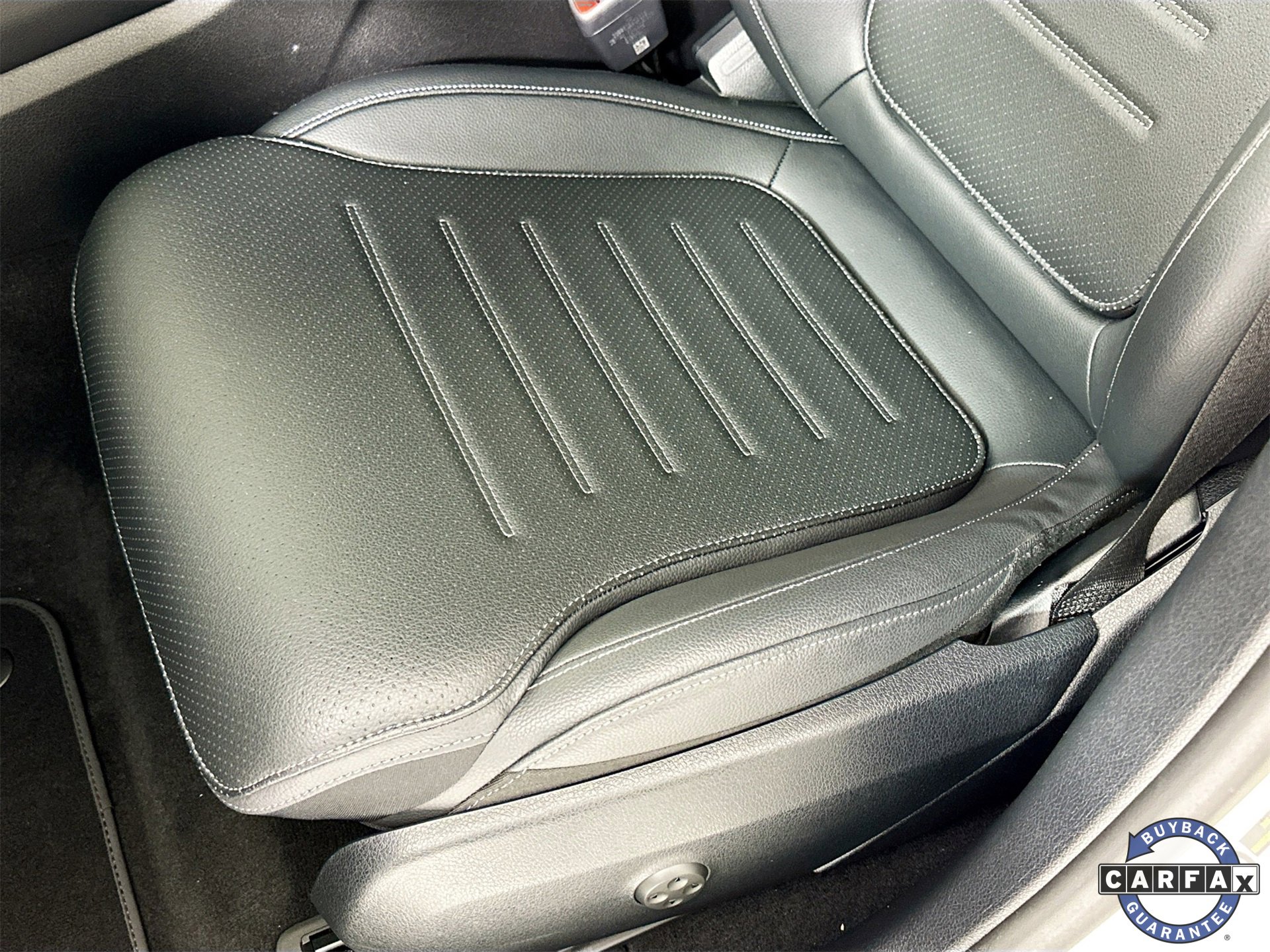 Certified 2025 Mercedes-Benz GLC 350e 4MATIC image 20