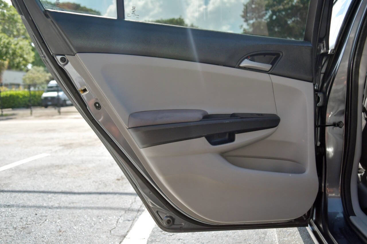 Used 2012 Honda Accord LX image 12