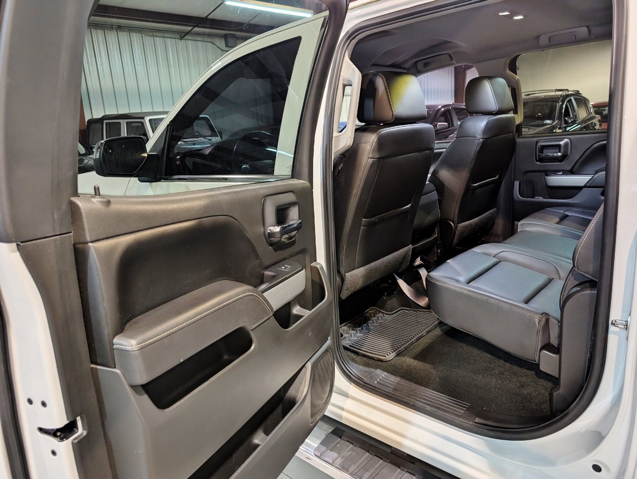 Used 2017 Chevrolet Silverado 1500 LTZ Z71 image 20