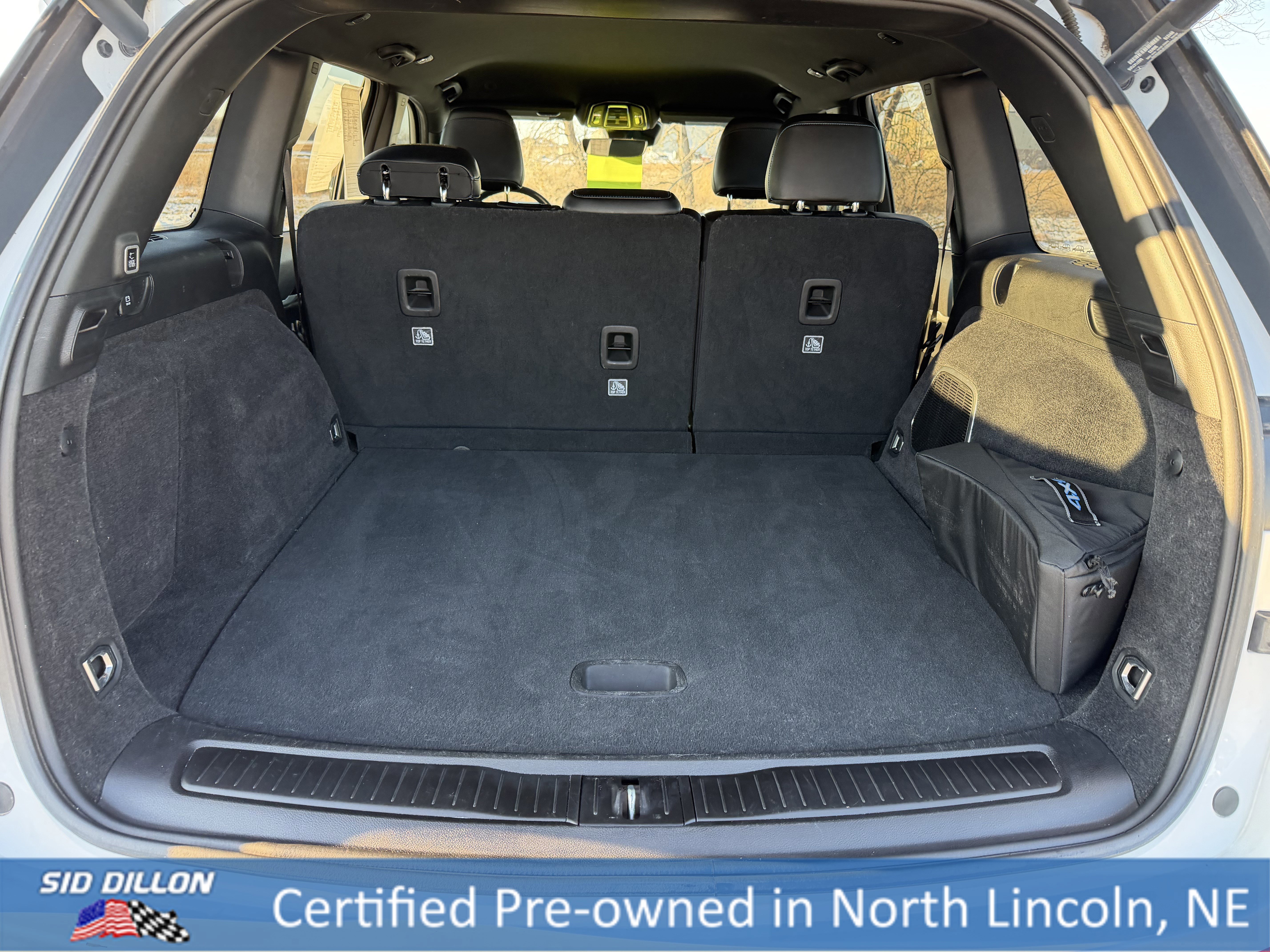 Used 2024 Jeep Grand Cherokee Trailhawk image 11