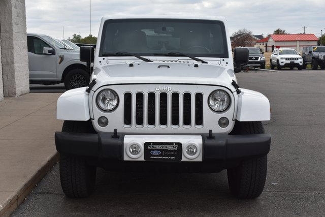 Used 2016 Jeep Wrangler Unlimited Sahara w/ Dual Top Group image 8