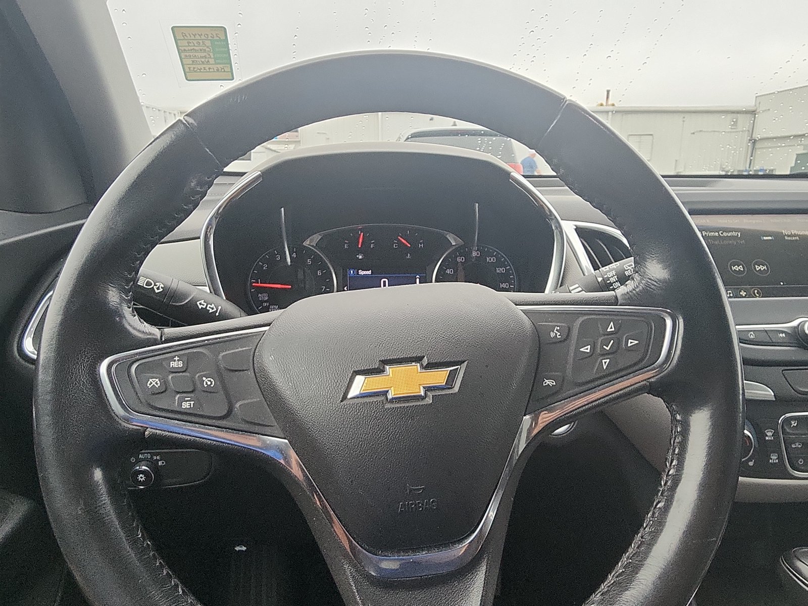 Used 2019 Chevrolet Equinox LT FWD image 12
