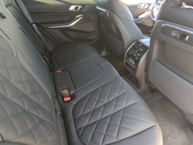 Used 2026 BMW X5 sDrive40i w/ Premium Package image 14