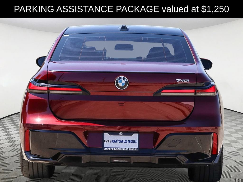 Used 2023 BMW 740i RWD image 5