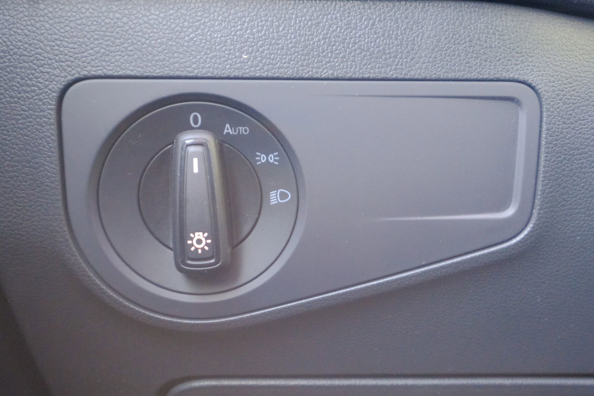 Used 2024 Volkswagen Tiguan S image 41