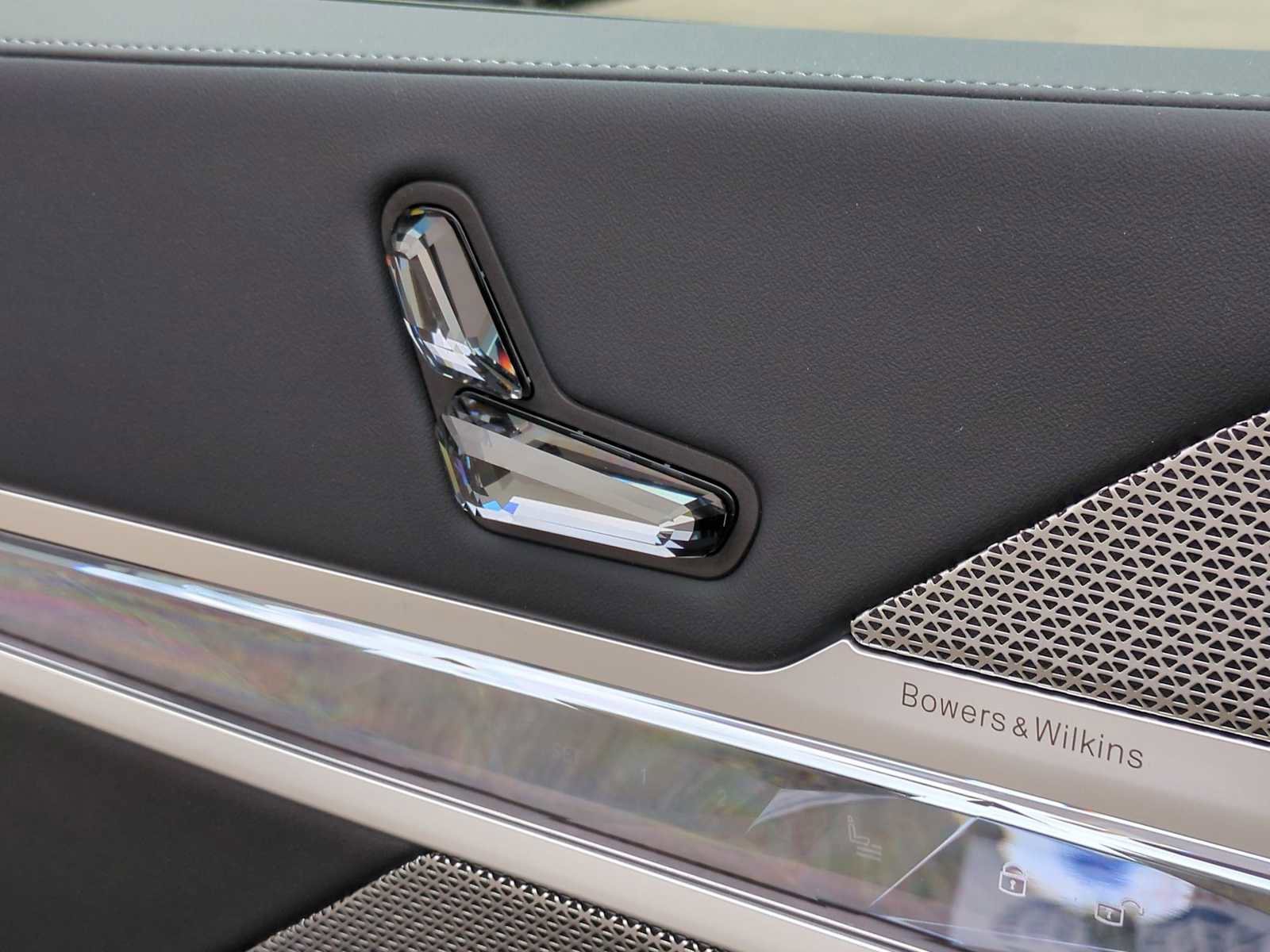 New 2025 BMW 740i xDrive 740i xDrive image 18