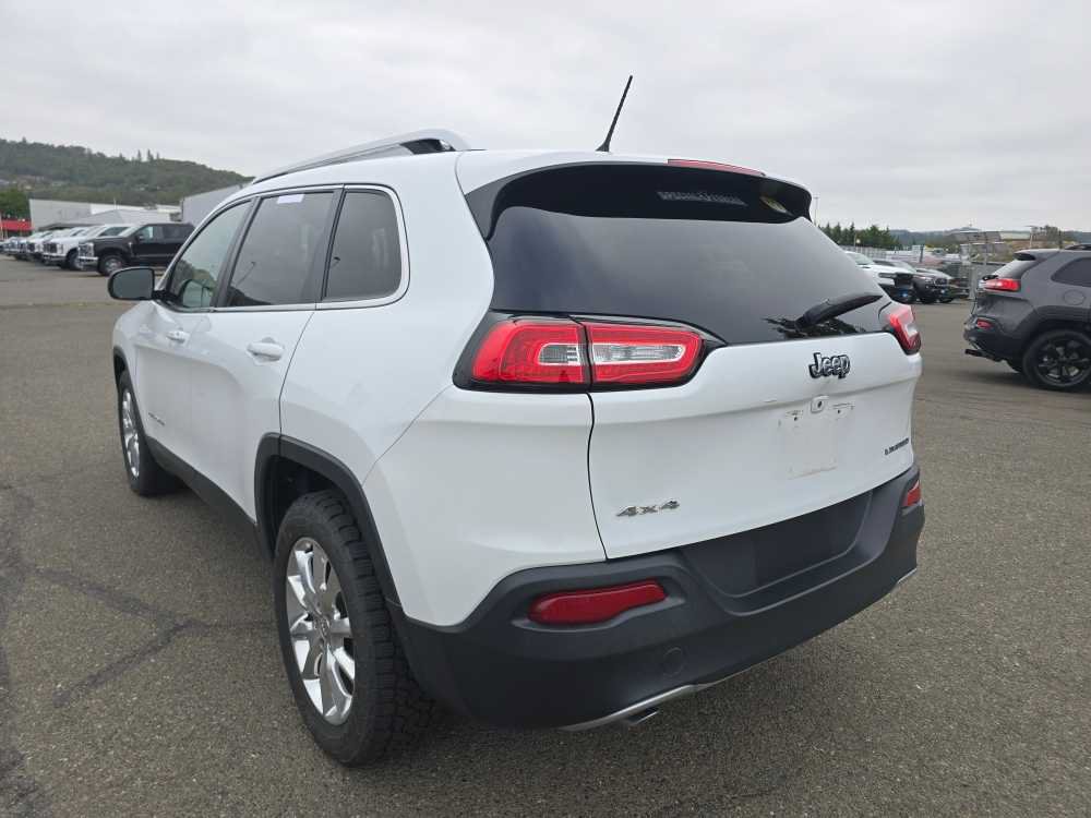 Used 2014 Jeep Cherokee Limited AWD/4WD image 16