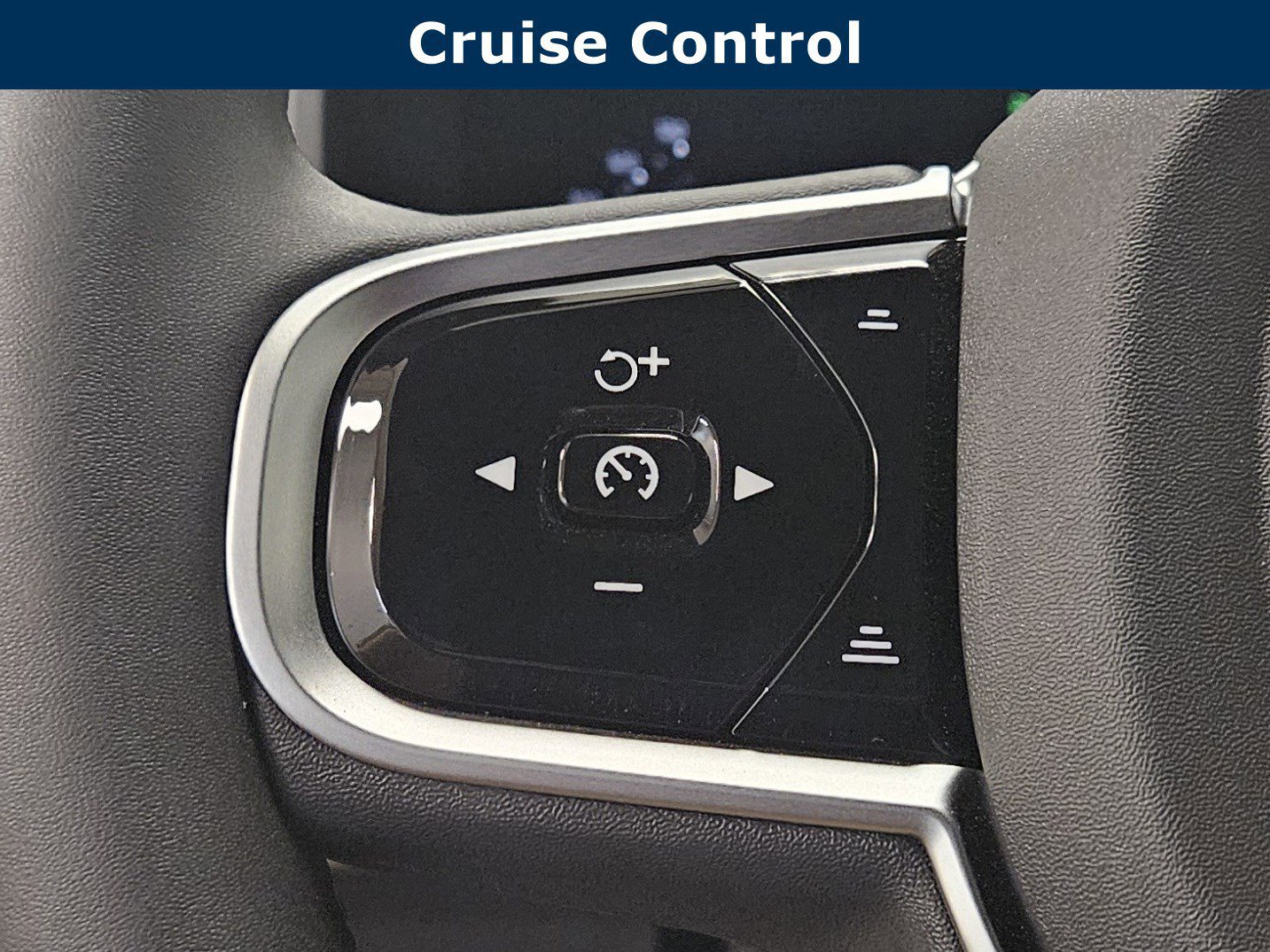 New 2026 Volvo XC90 B6 Plus w/ Protection Package Premier AWD/4WD image 34