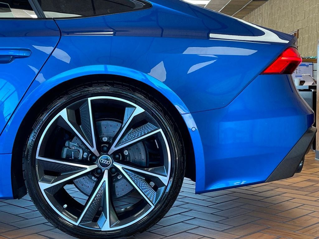 Used 2023 Audi RS 7 Sportback w/ Carbon Optic Package AWD/4WD image 8