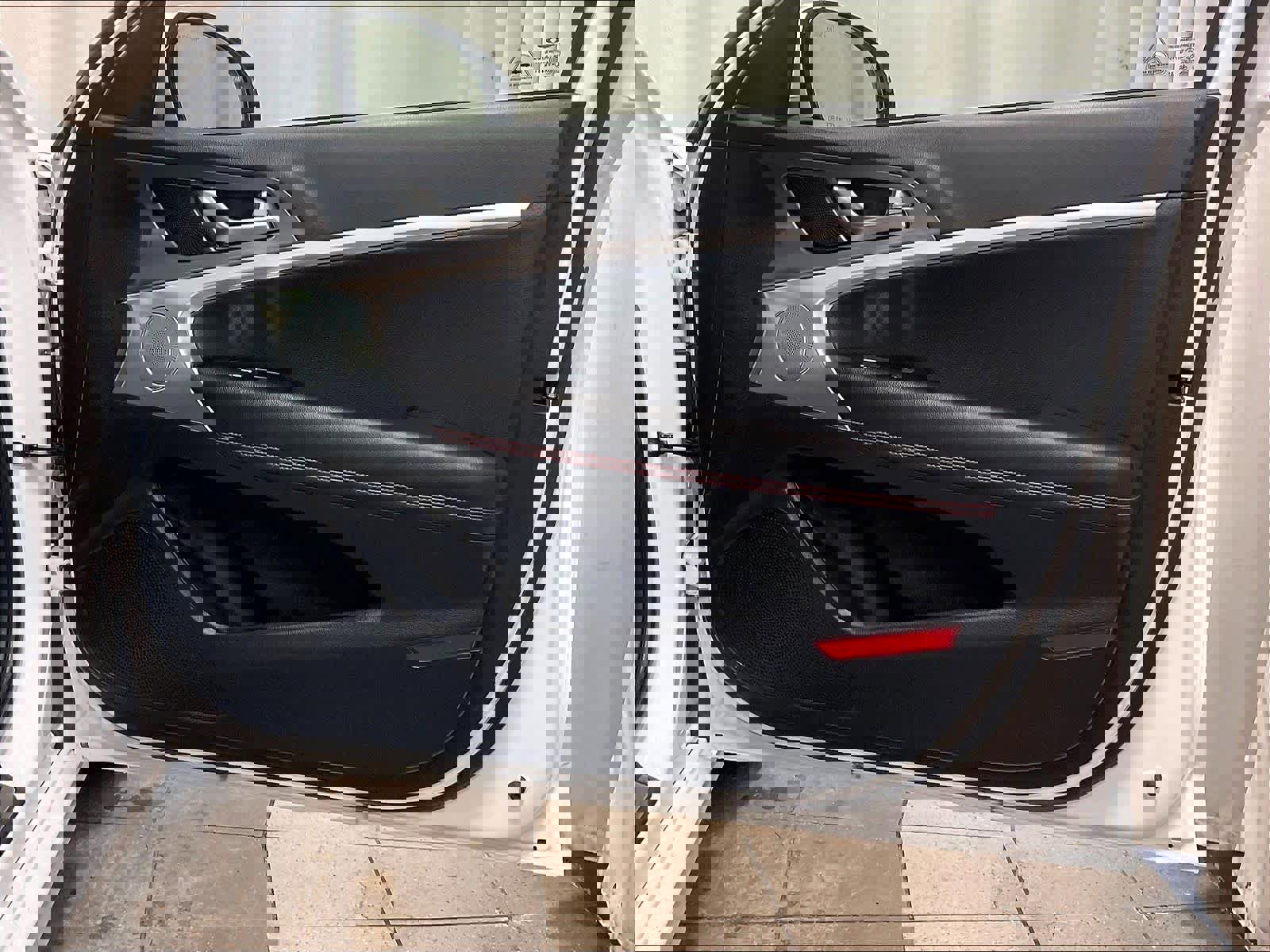 Used 2025 Genesis G70 3.3T Advanced image 12