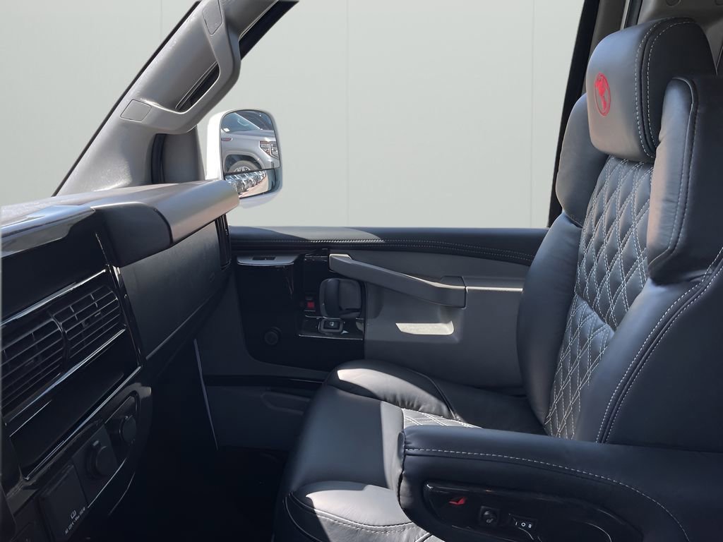 New 2025 GMC Savana 2500 Extended w/ Driver Convenience Package image 34