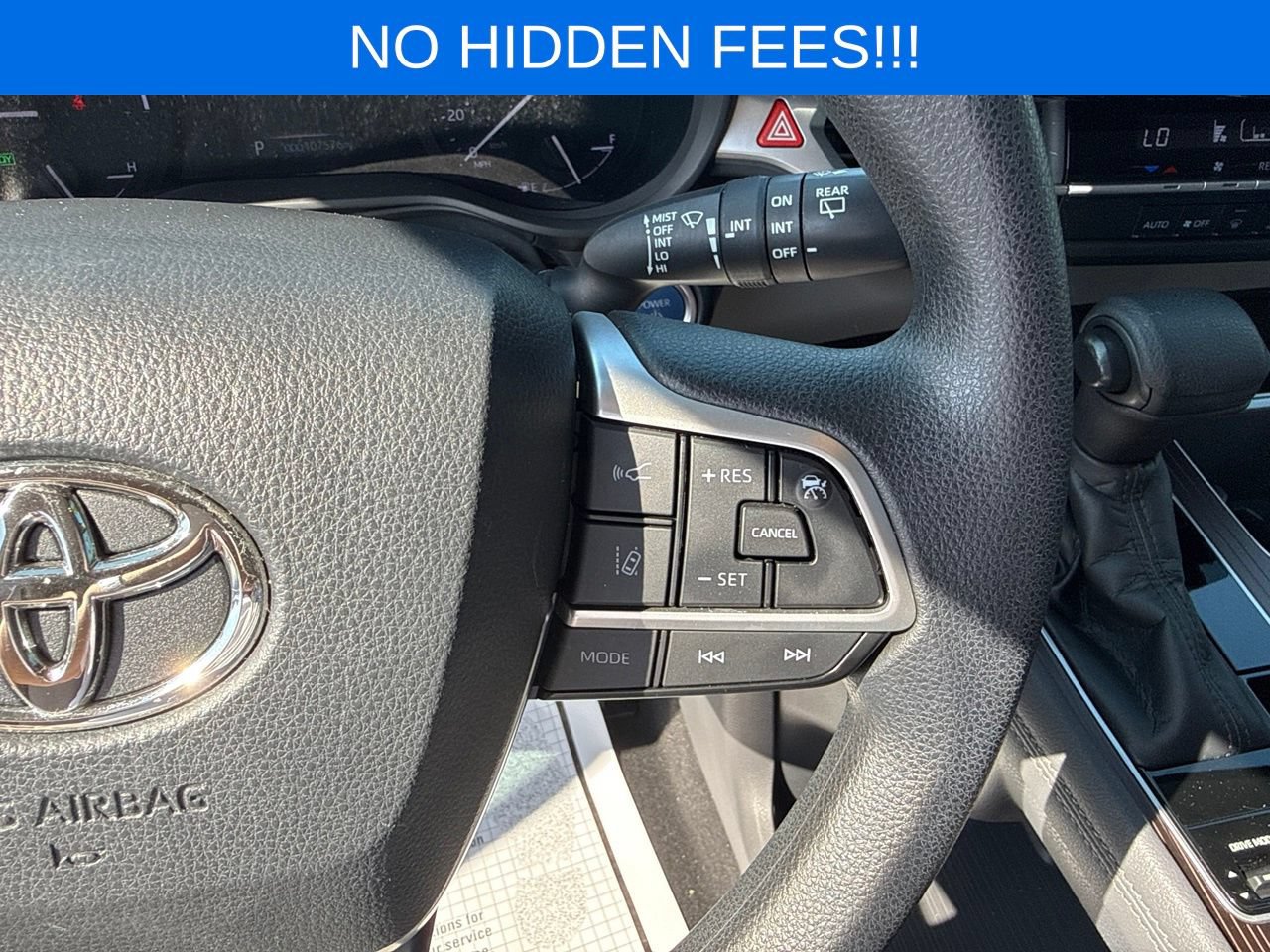 Used 2021 Toyota Sienna LE FWD image 36