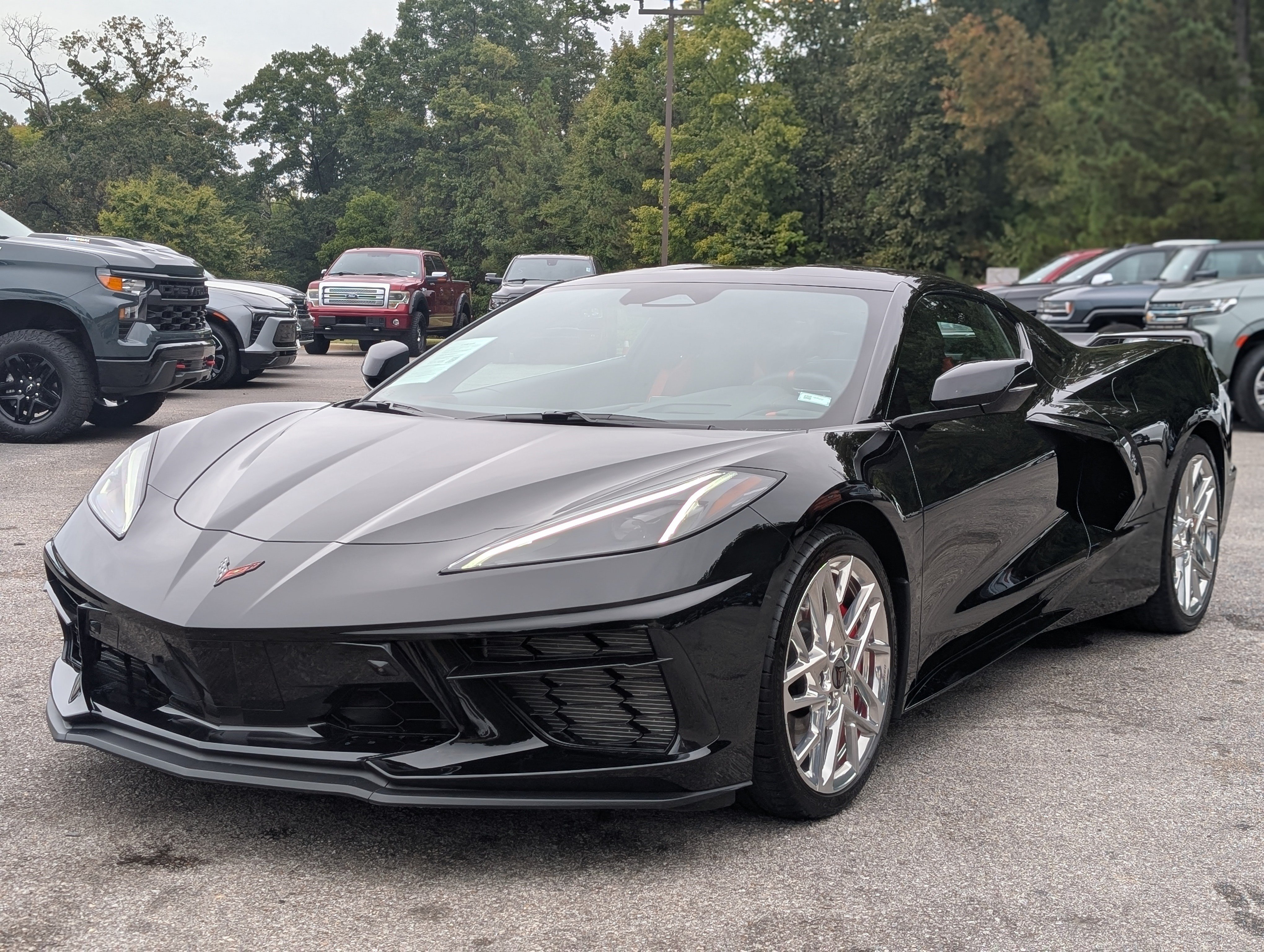 Used 2024 Chevrolet Corvette Stingray Preferred Cpe w/ Z51 Performance Package RWD image 5