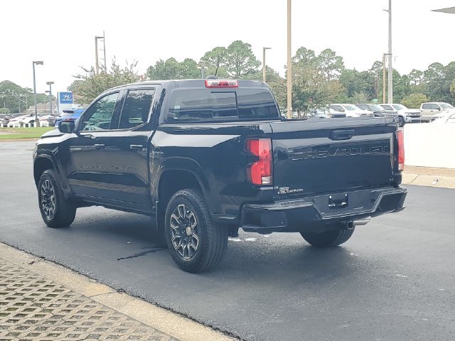 Used 2024 Chevrolet Colorado LT w/ LT Convenience Package III RWD image 4