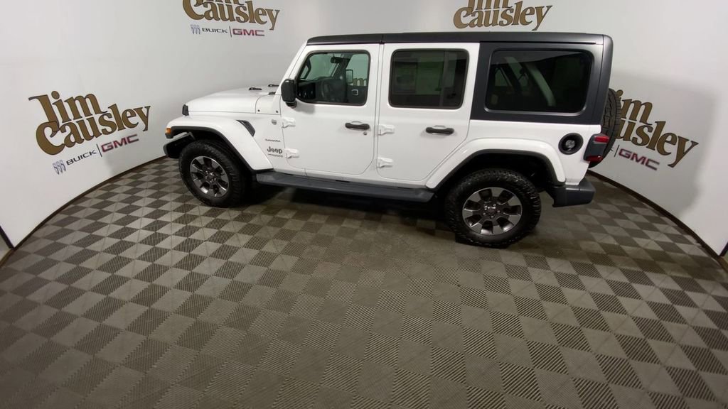 Used 2018 Jeep Wrangler Unlimited Sahara w/ Cold Weather Group image 5