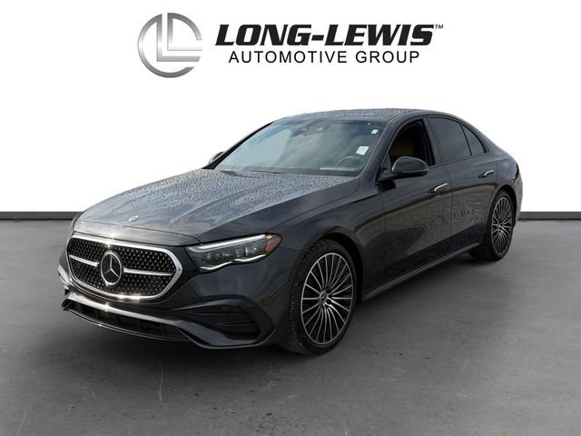 Used 2025 Mercedes-Benz E 350 4MATIC Sedan image 1