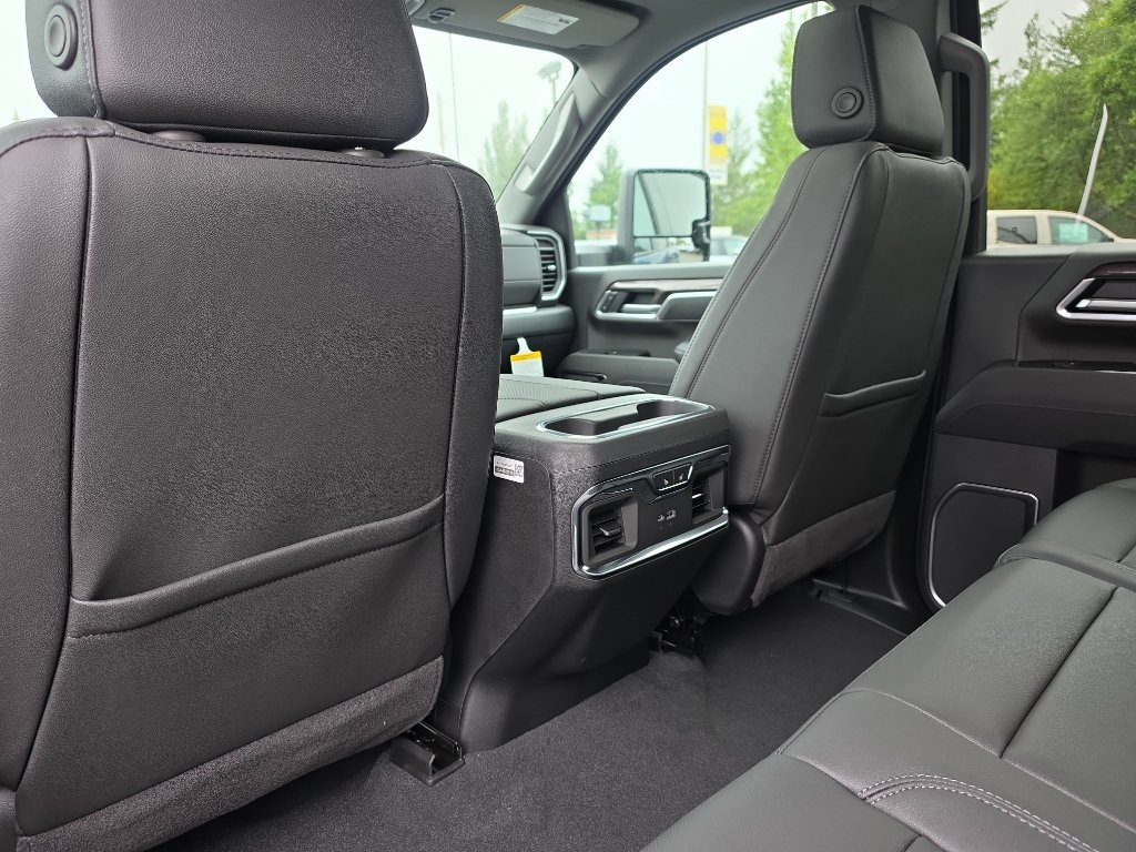 New 2026 Chevrolet Silverado 3500 LTZ w/ LTZ Plus Package AWD/4WD image 21