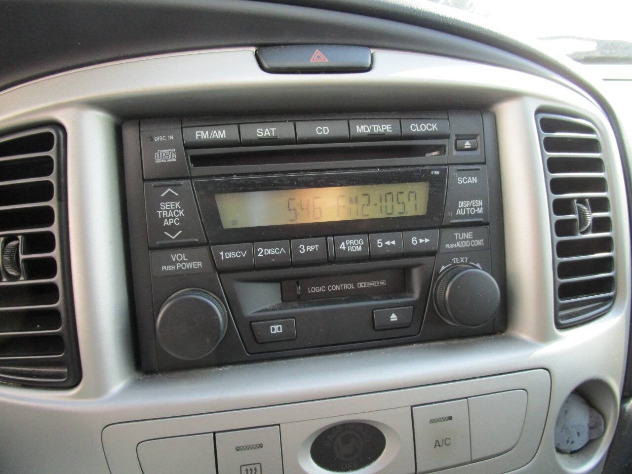 Used 2006 MAZDA Tribute I FWD image 12