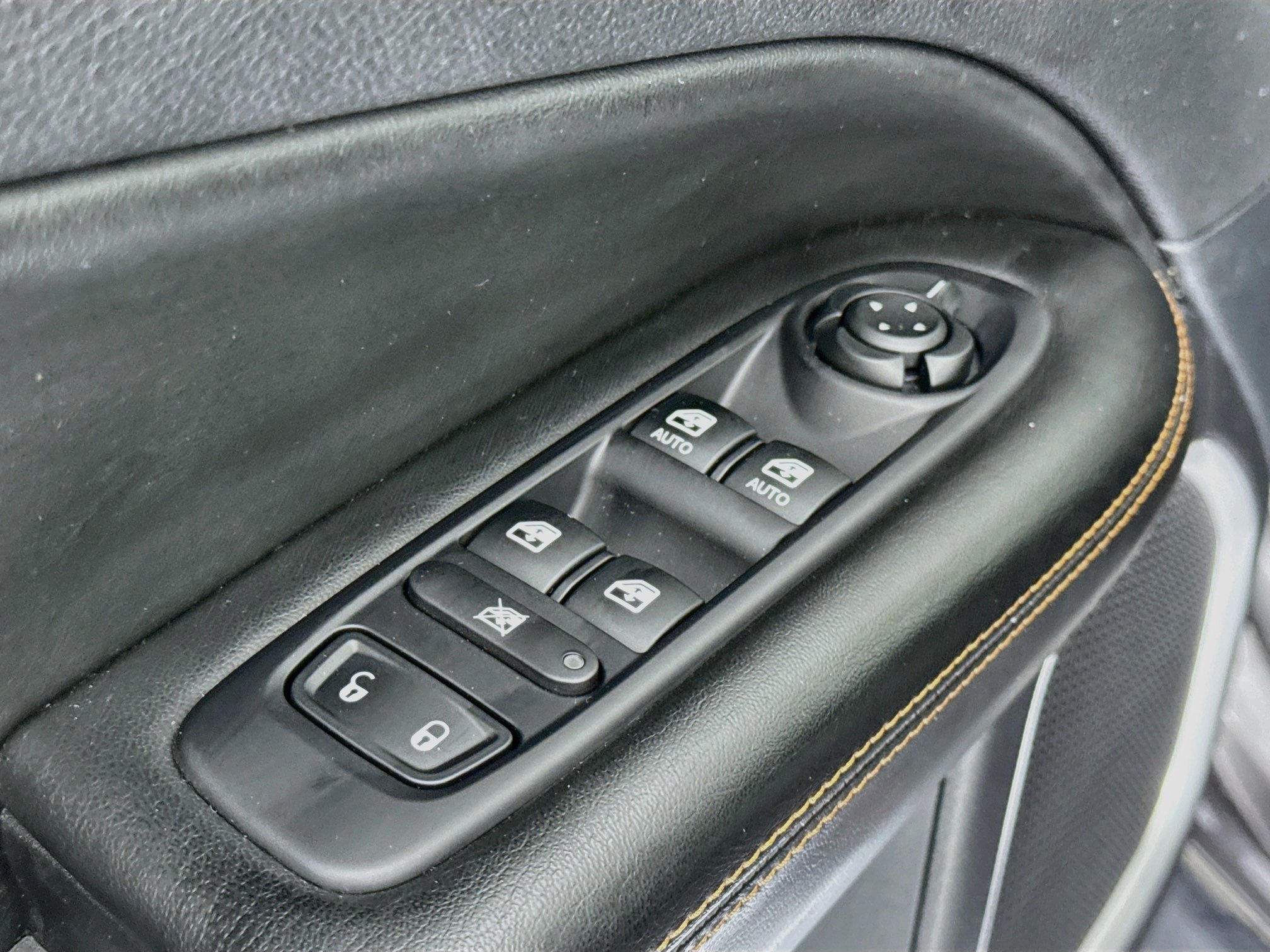 Used 2019 Jeep Compass Limited AWD/4WD image 17