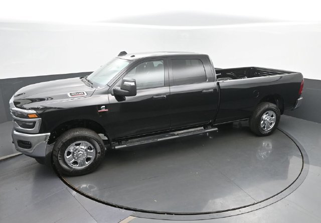 New 2026 RAM 3500 Tradesman AWD/4WD image 39