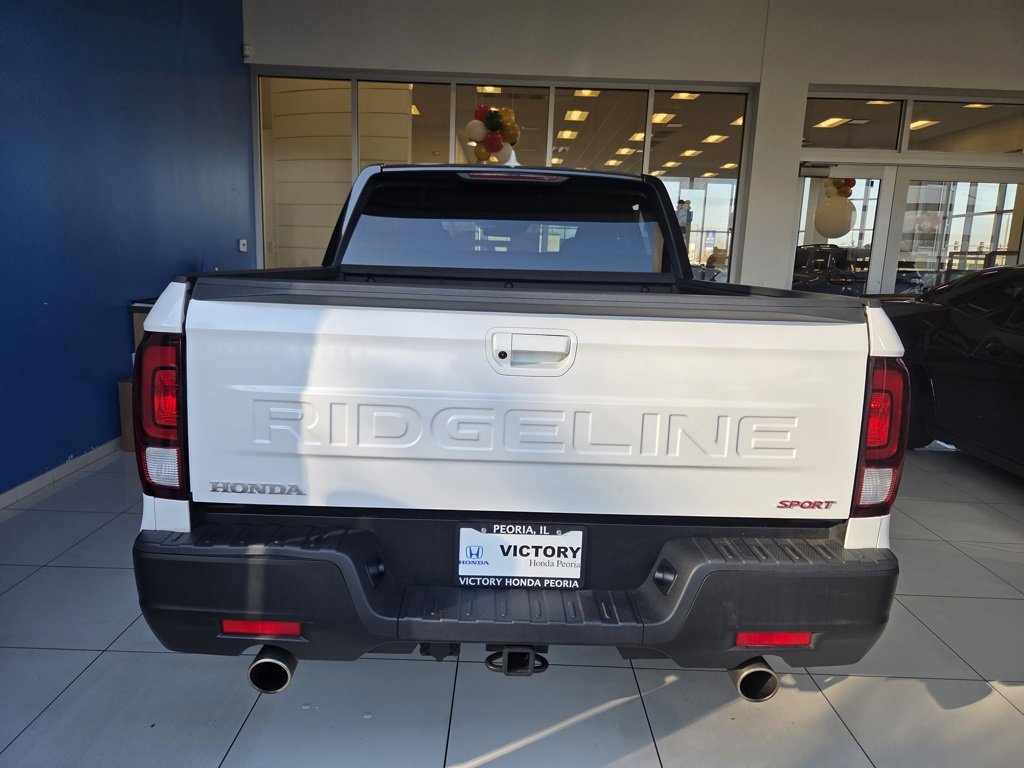 Used 2024 Honda Ridgeline Sport image 7